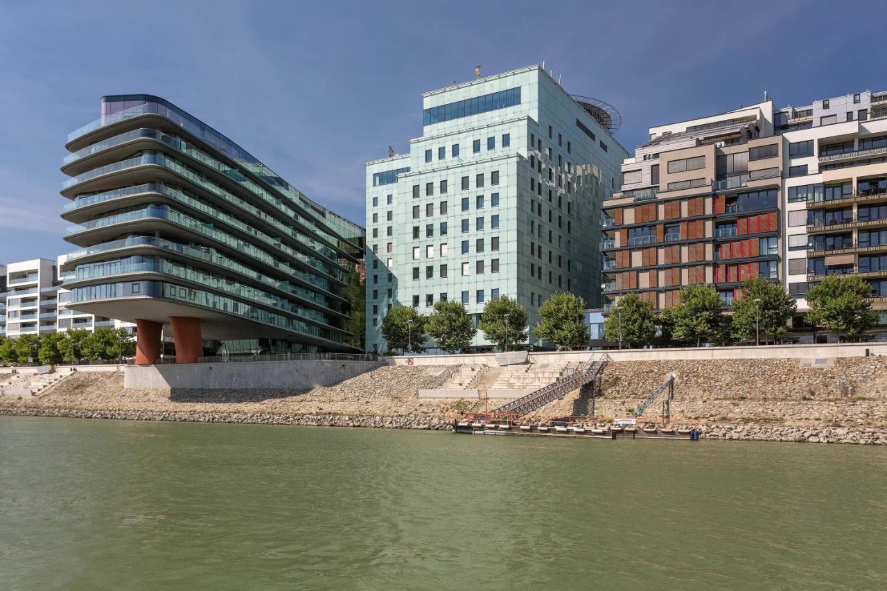 Grand Hotel River Park, A Luxury Collection Hotel, Bratislava Exteriör bild Residential buildings in the quarter