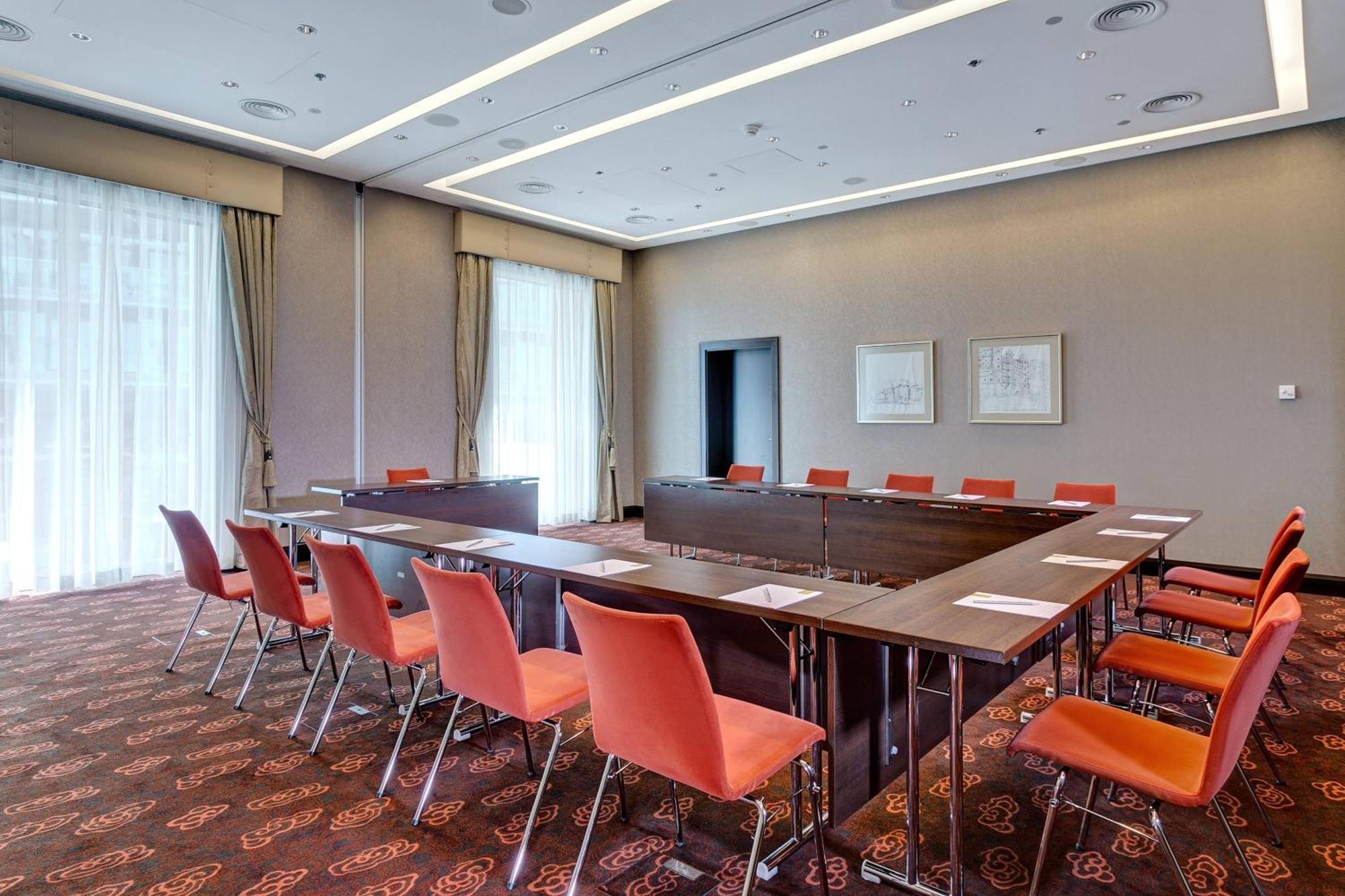 Grand Hotel River Park, A Luxury Collection Hotel, Bratislava Exteriör bild Meeting room